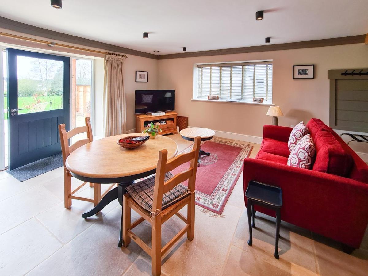 Luxury @ Ewen Barn - Private 5* Retreat *